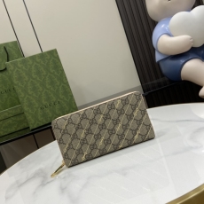 Gucci Wallets & Purse